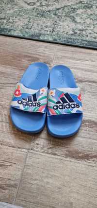 Vand slapi Adidas marimea 35