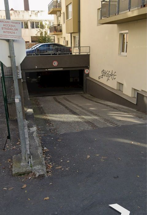 Loc parcare subteran