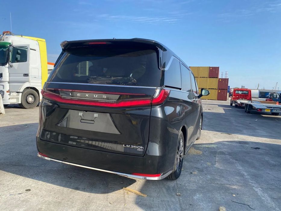 Lexus LM Lexus LM Executive 350h