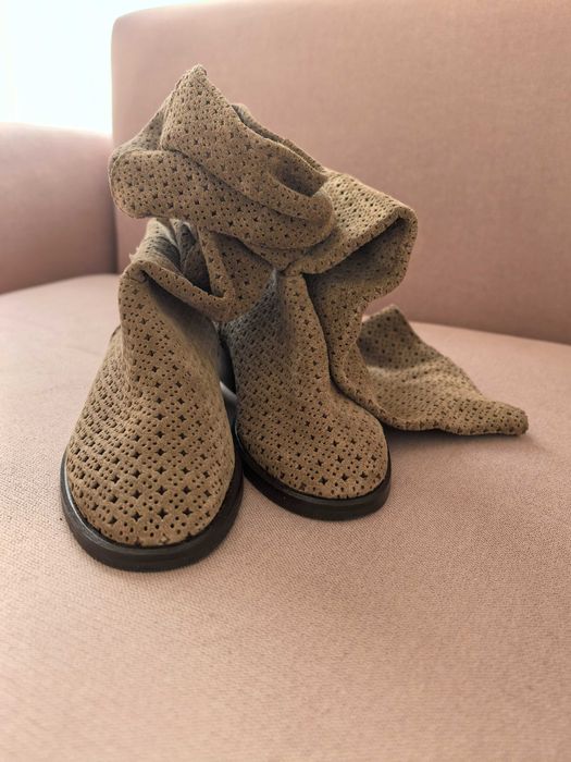 Cizme dama,  piele perforata, marimea 36