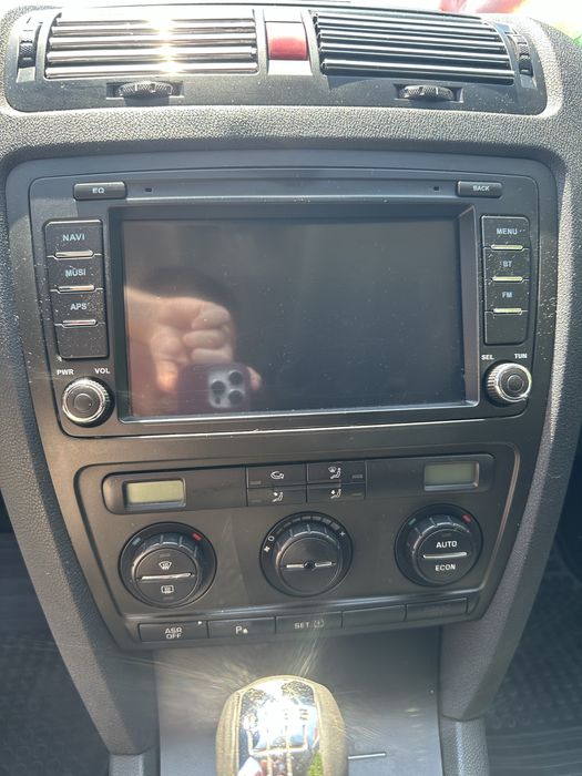 Skoda Octavia II • 1.9 TDI • 131 CP • Navi CarPlay • Xenon • RO • 200