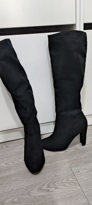 Cizme dama cu toc. Nr 36