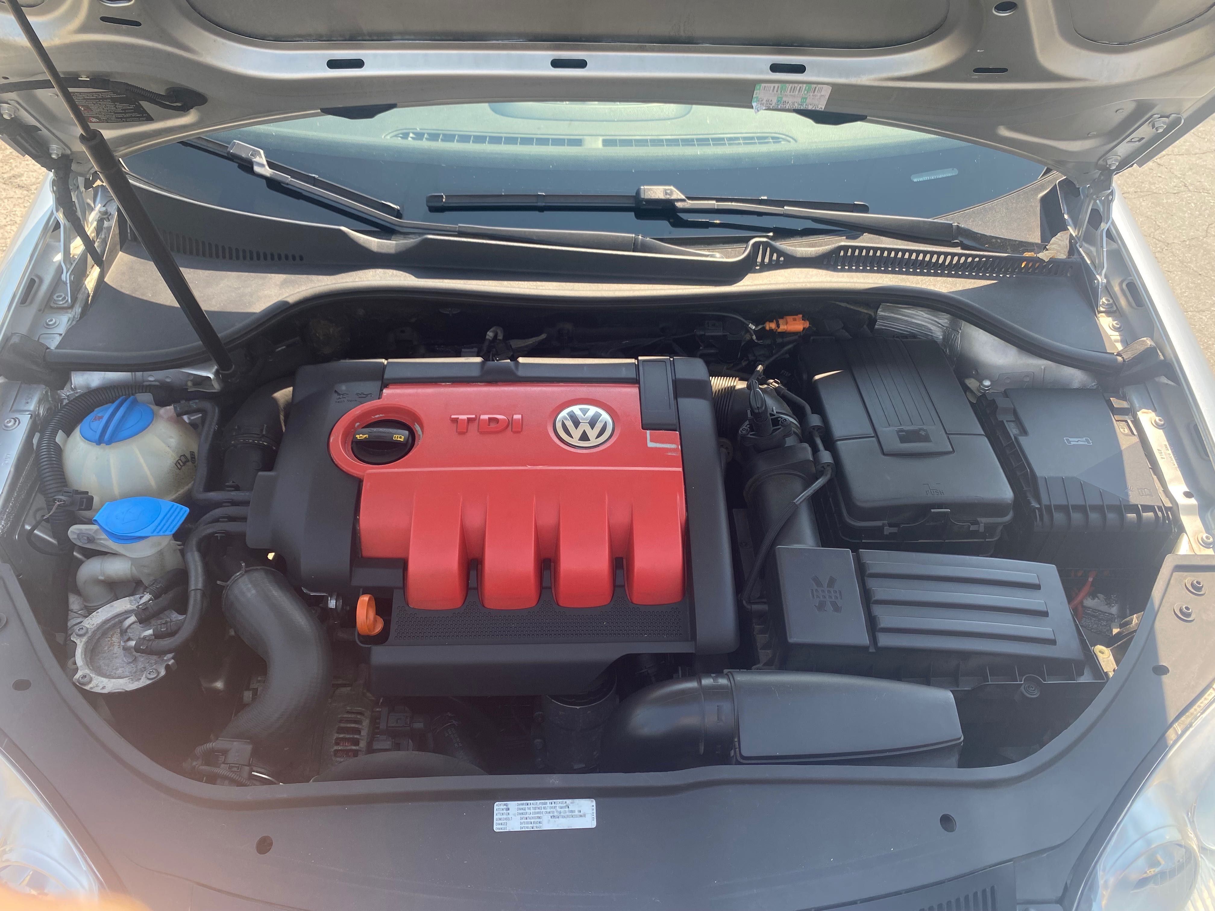 Нов внос кола икономична VW