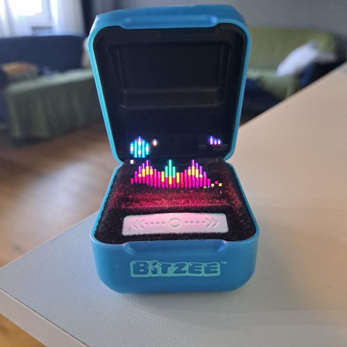 Bitzee joc pt copiii