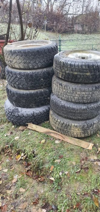Vănd cauciucuri cu jante