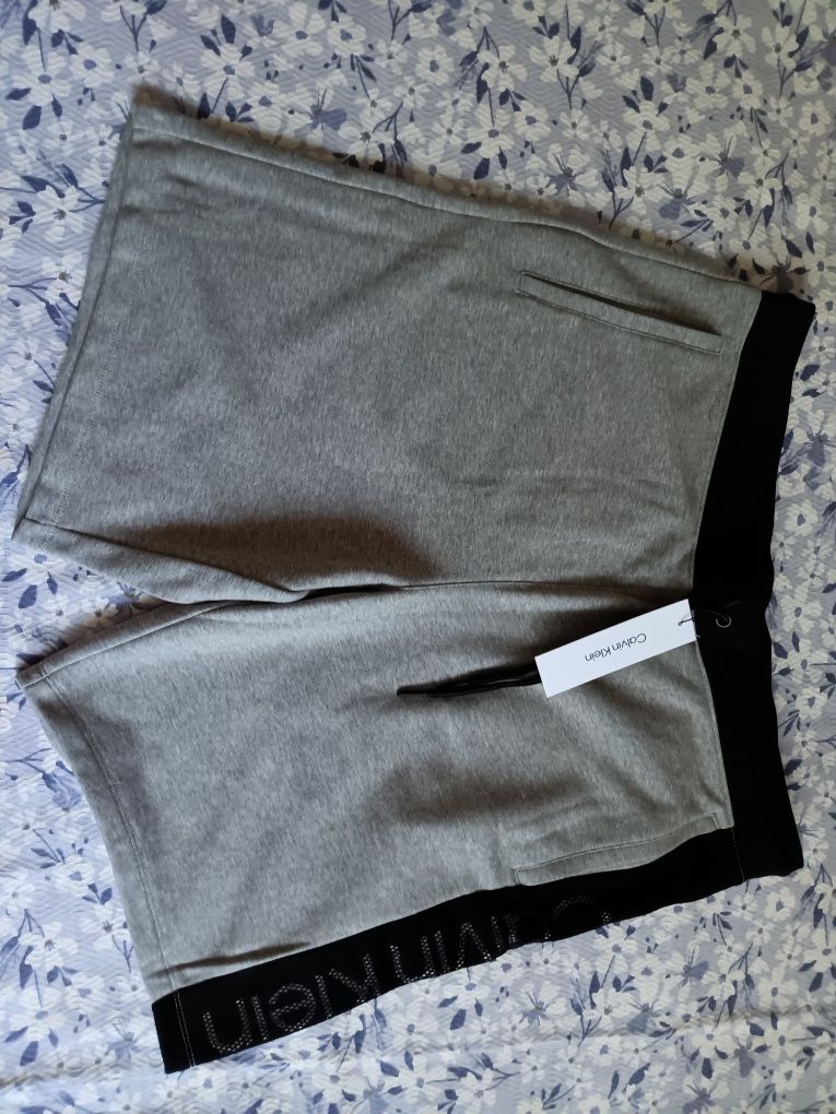 Мъжки къс панталон Calvin klein