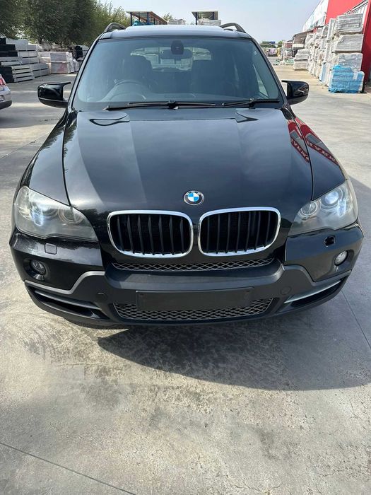 Dezmembrez BMW X5 E70 3.0d