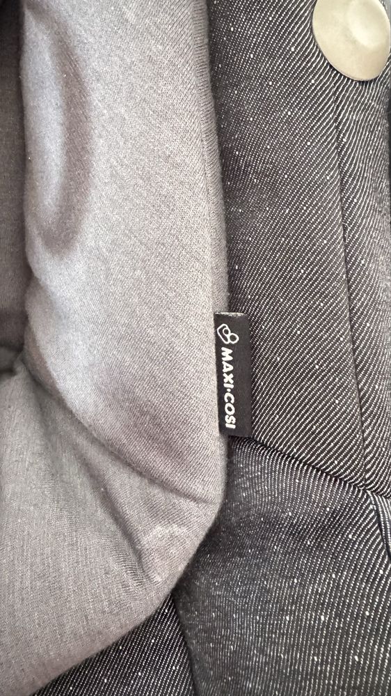 Scoica Maxi Cosi si baza iso-fix