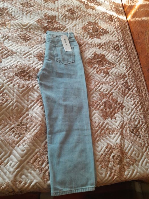 Продаётся джинсы штаны