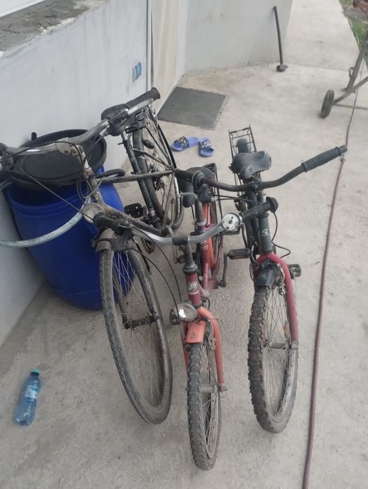 Vând biciclete la pachet