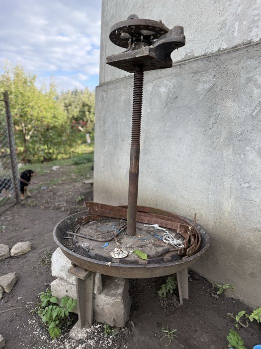 Teasc de fontă fara gardina de lemn