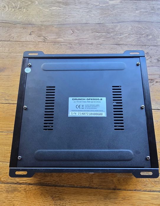 Amplificator auto CRUNCH 500 w ,250 w rms