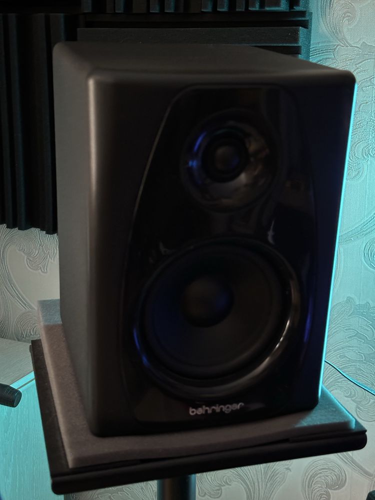 Мониторы Behringer Studio 50 USB