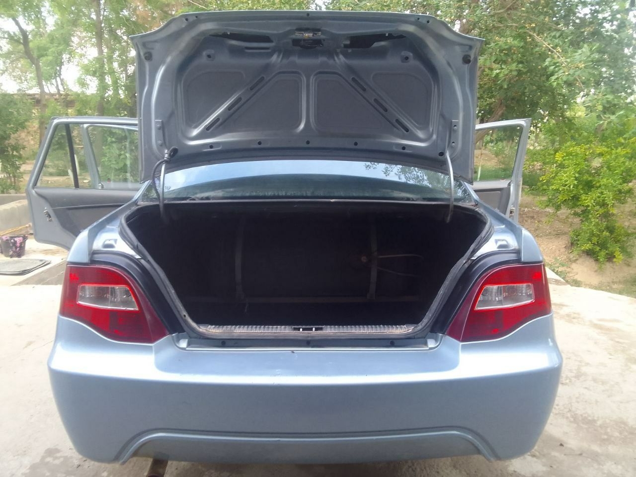 Nexia 2  ,DOHC 1.6 Pozitsiya 4,,2014 rangi delfin,holati yaxshi