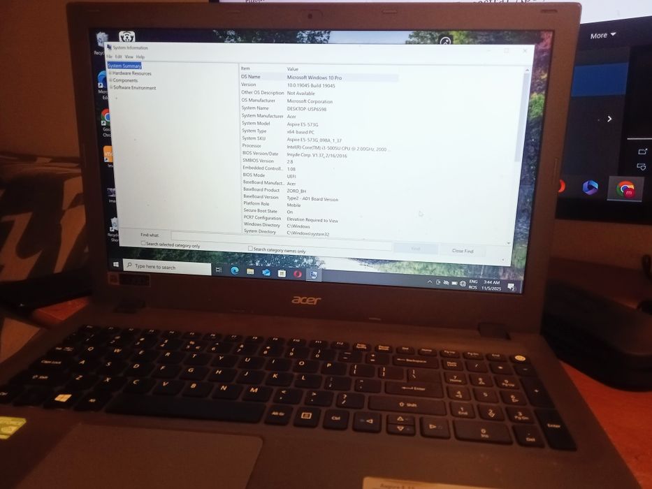 Acer Aspire E5 573..15.6 256 g ssd ram 8 gb