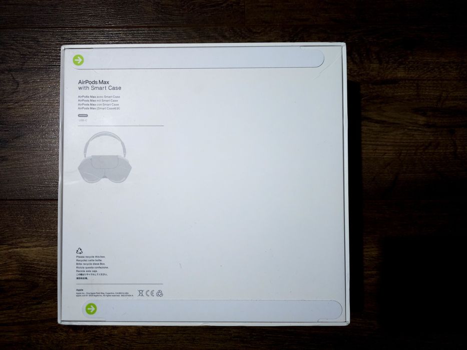 AirPods Max cu Smart Case