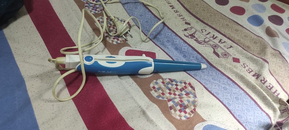 Продам плойка выпрямитель для волос