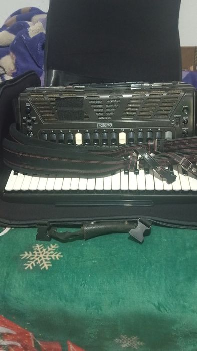 Roland fr7 aproape nou