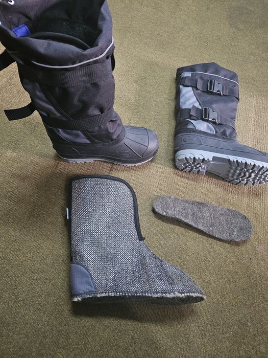 Продам сапоги типа Баффин