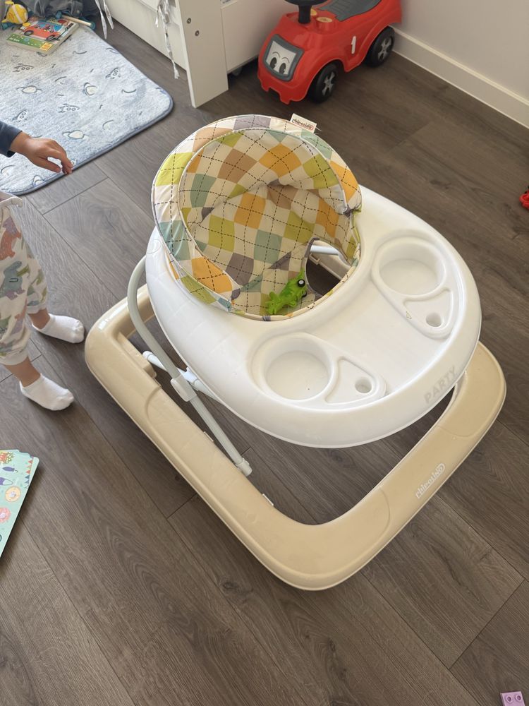 Детска проходилка 4 в 1 Chipolino