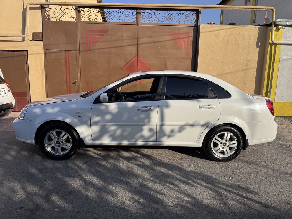 Chevrolet Lasetti 1.6 avtomat