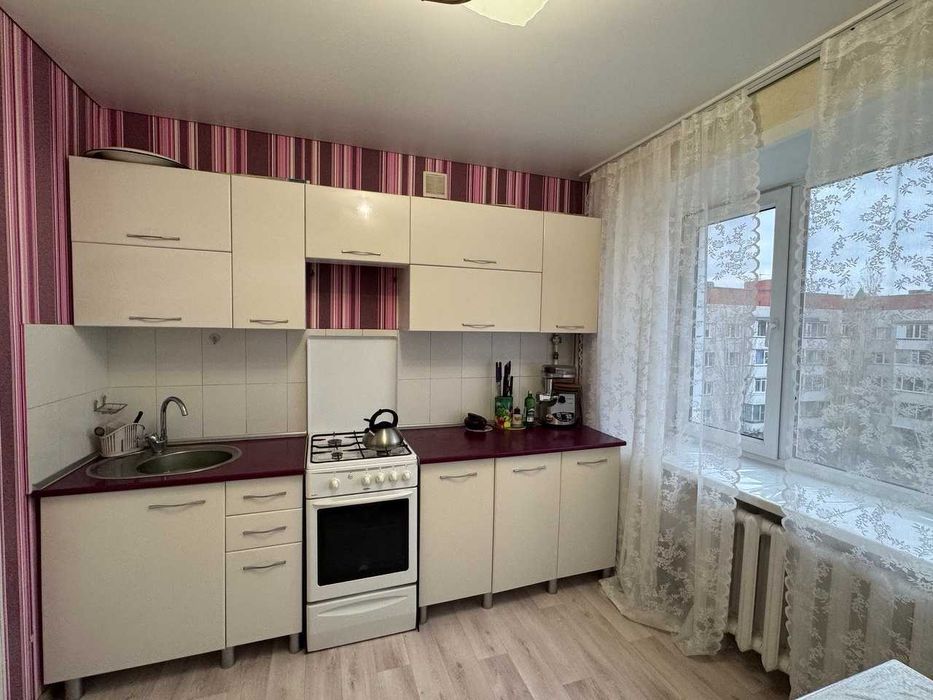 3комн. квартира, 5-й микрорайон