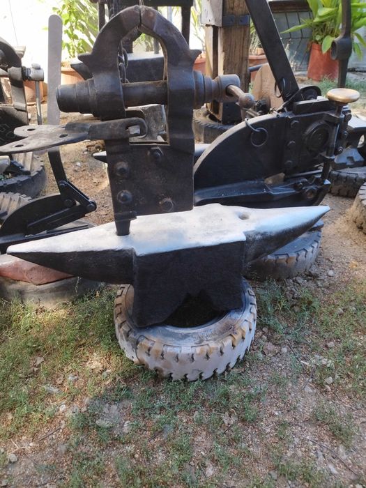 Nicovala de atelier decoratiune