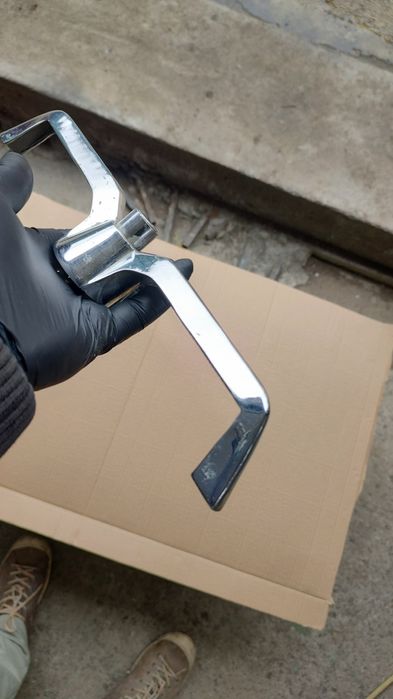 Maner portiera spate Aro 240 prima serie