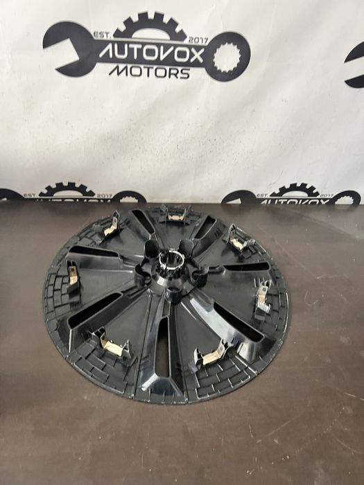 Capac roata 18" Tesla 3 Highland