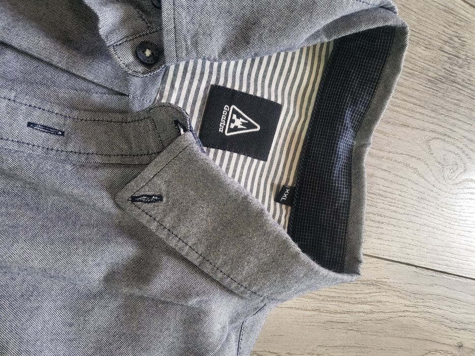 Vand camasi de barbati 2xl si 3xl