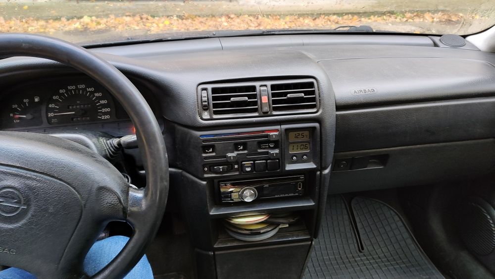 Опел Вектра 1.8/ 110к.с