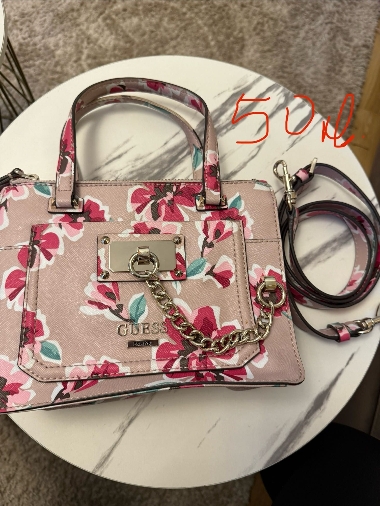 Дамски чанти Liu Jo Guess Michael Kors Love moschino и други