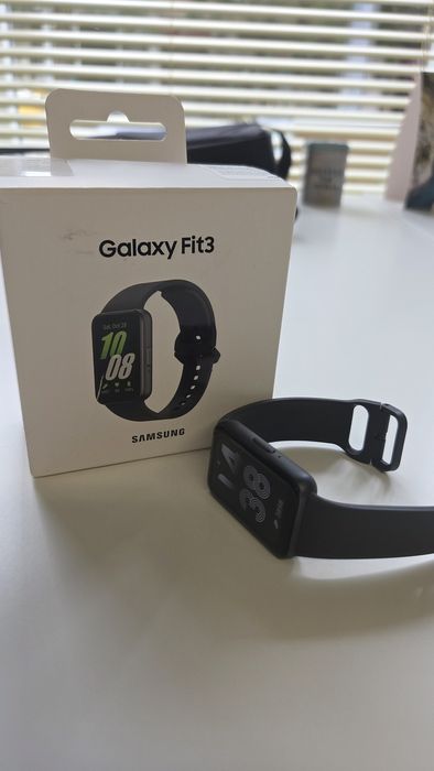 Смарт гривна Samsung Galaxy Fit 3