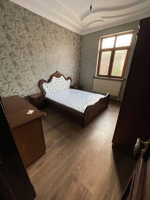 5-комнатный участок в Мирзо-Улугбекском районе, аренда 1000$