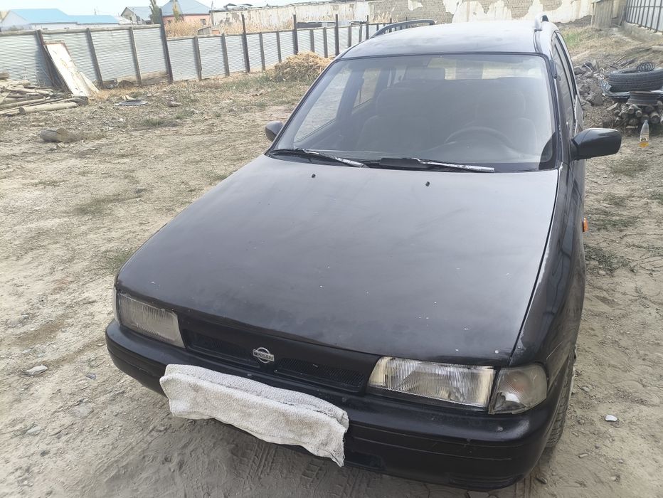 Ниссан санни уневерсал 1992.1.6