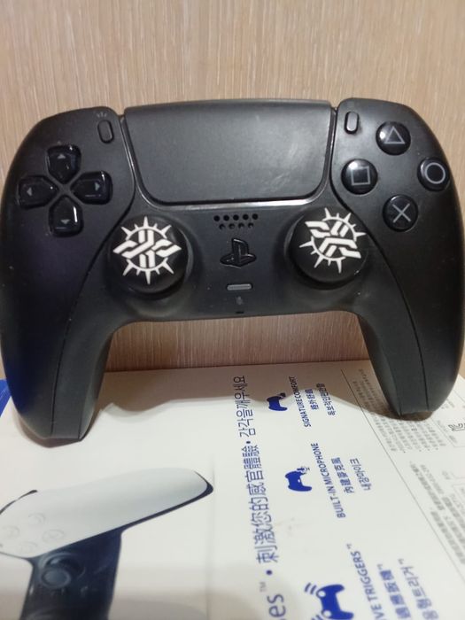 Продам либо обмен джёстик пс5