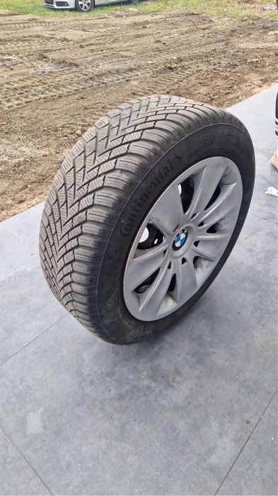 Jante+ capace originale echipate cu cauciucuri de iarnă- BMW e90