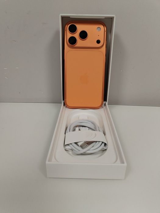 Iphone 17 Pro 256mb Чисто Нов!