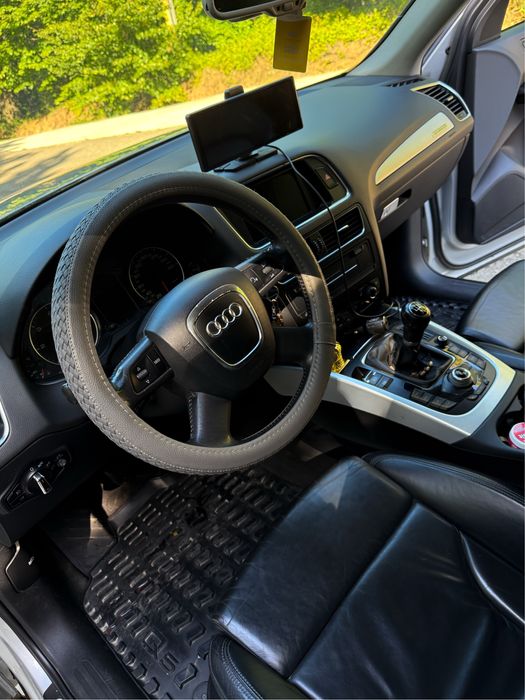 Audi Q5 / 2.0 TDI / Quattro / 2010