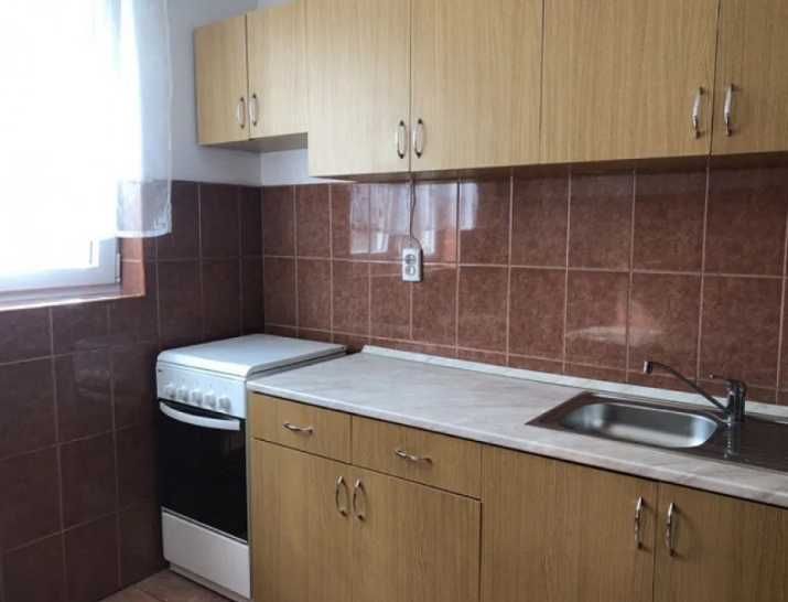 Дава се под наем Двустаен апартамент в Пловдив, Център - 52 кв.м за 290.7 € - Снимка #3