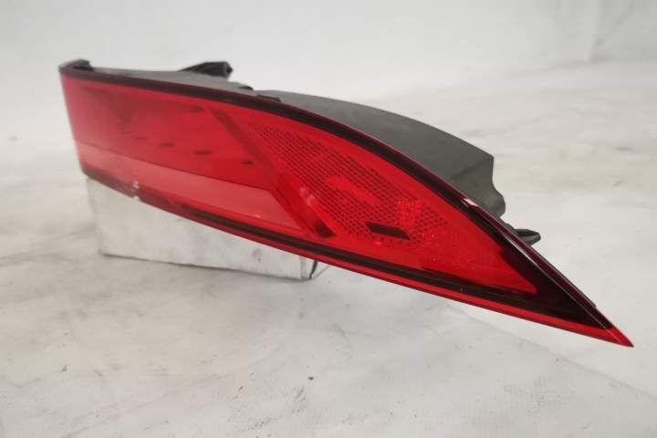 Стоп Десен Преден Оригинален Led Повреден Ягуар / Jaguar F-Pace [Спира
