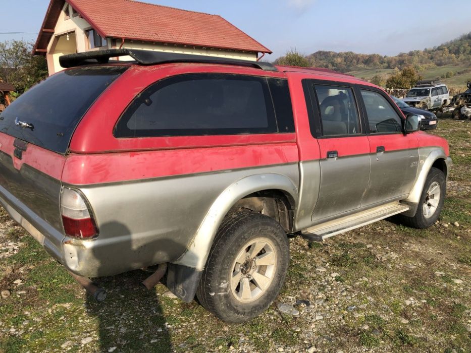 Dezmembrari dezmembrez piese mitsubishi l200 an 2005 motor 2500diesel