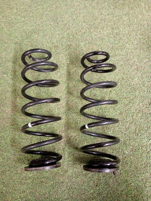 Arcuri spate Vw Golf 5