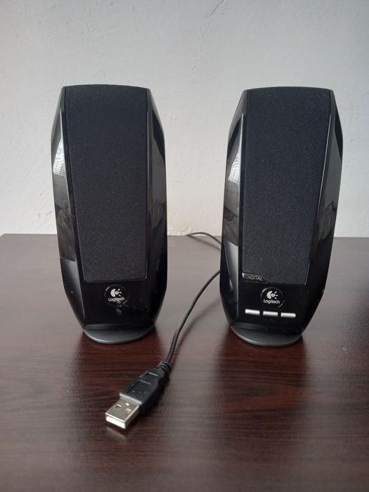Тонколони Logitech S150 USB 2.0 – 1,2 W RMS, черни – работят отлично