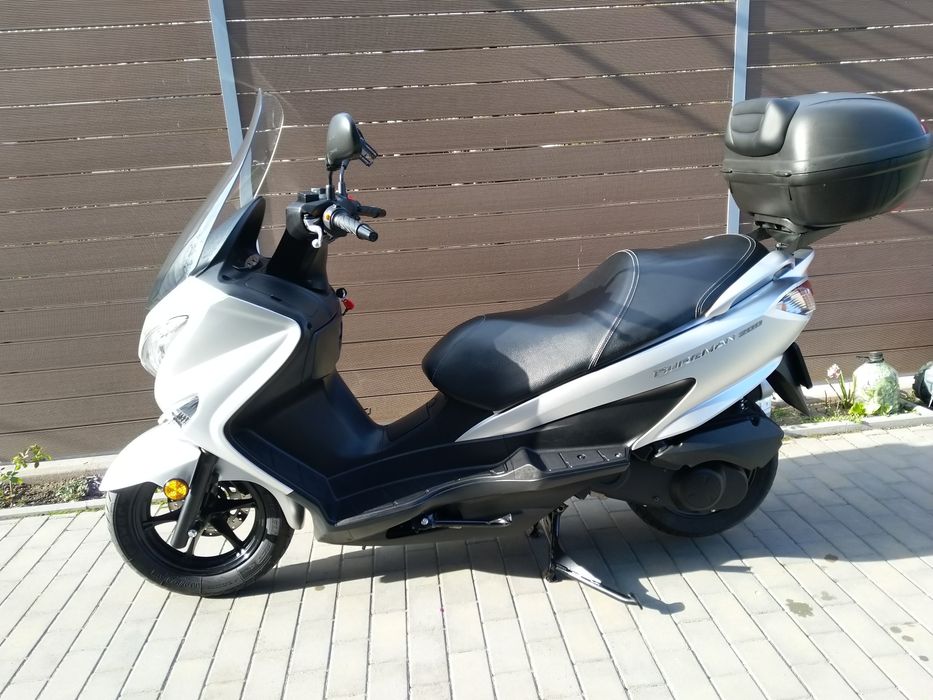 Suzuki Burgman 200 Abs