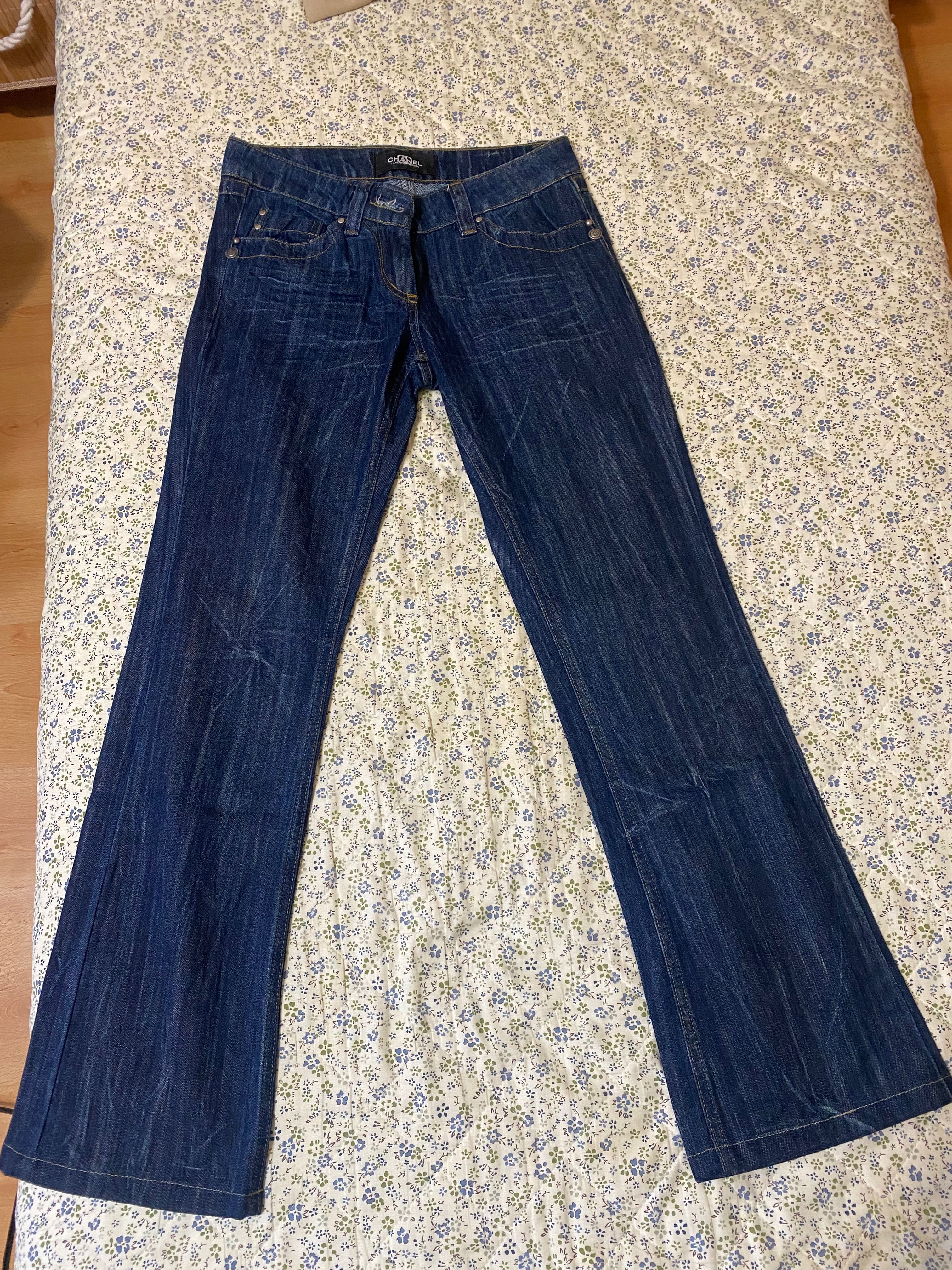 CHANEL Vintage Flared Дънки с ниска талия