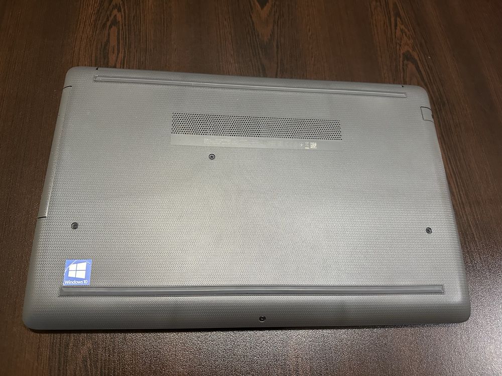 HP 250 G7 intel i3 7Gen 16GB RAM 500GB SSD