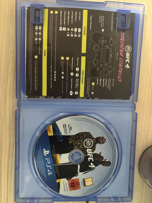 Продавам UFC4 за ps4 .