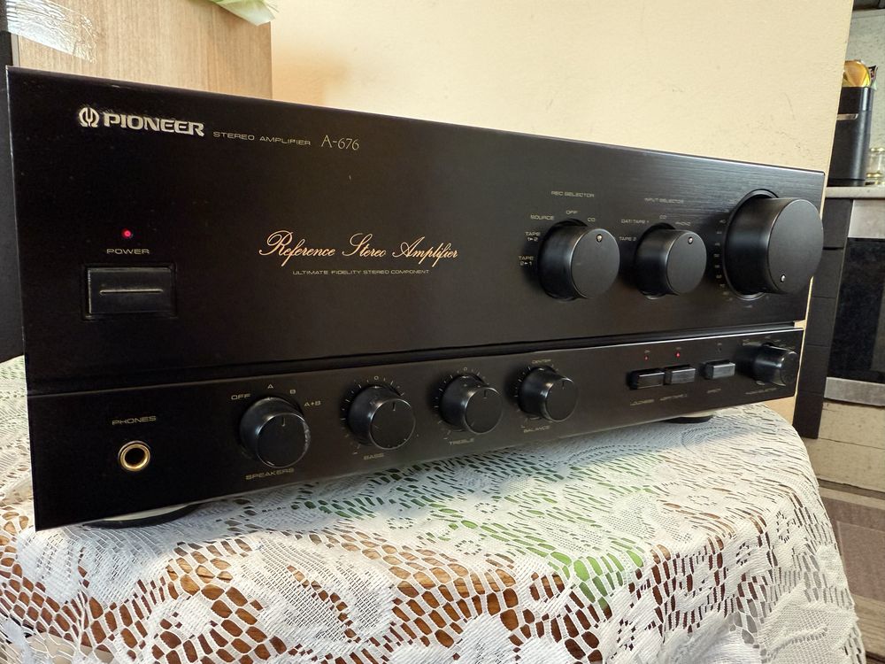 Pioneer A-676 Стерео усилвател