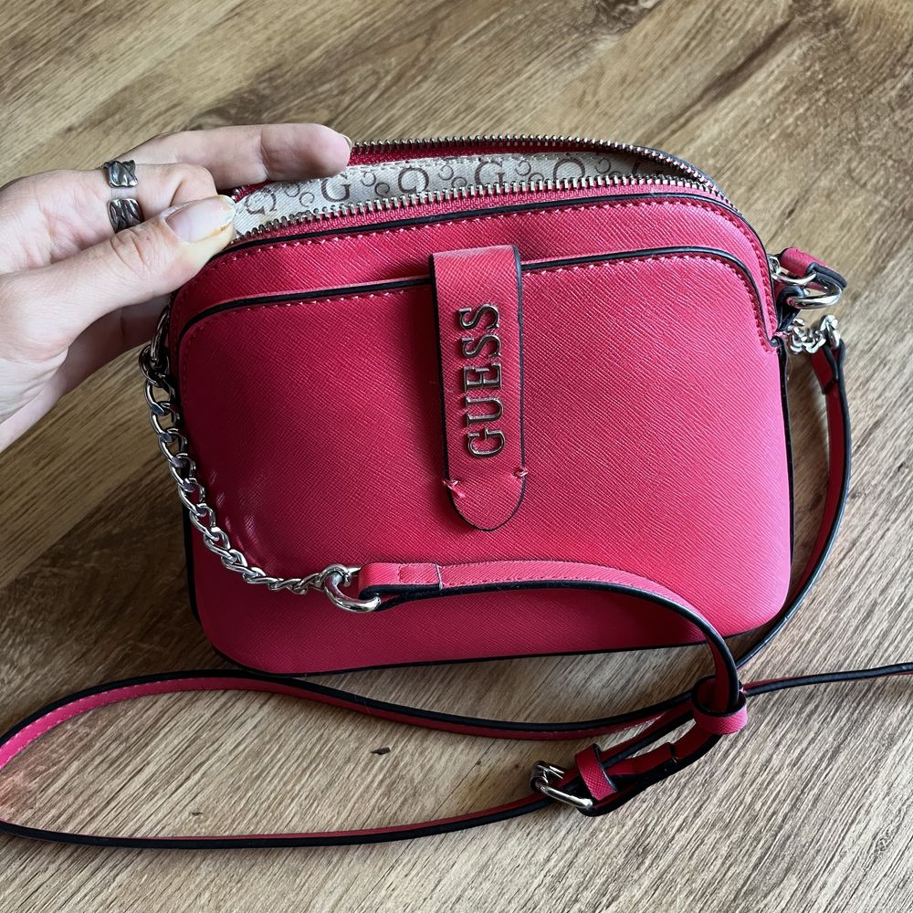 Колекция от дамски чанти Guess, Michael Kors, Calvin Klein и други